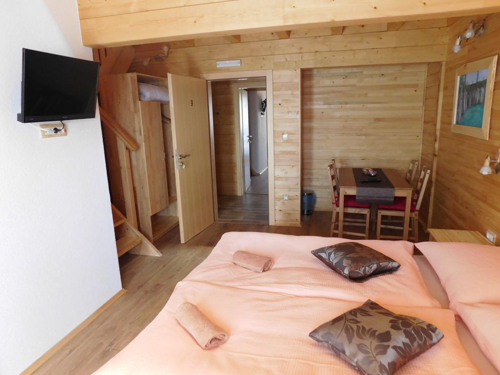 Guesthouse Sara Grabovac  Rum bild